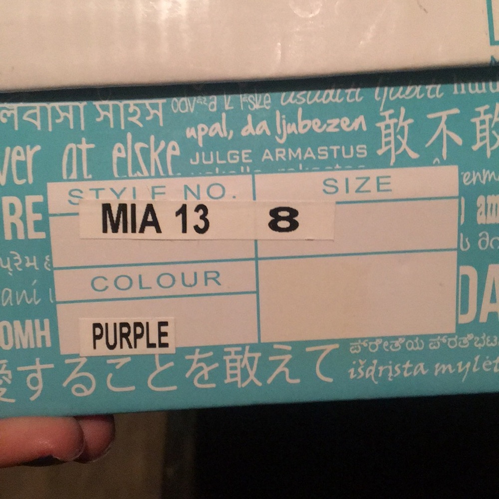 Heels - Picture 2 of 5